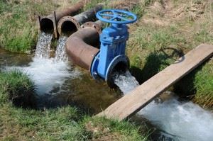 Pipes draining Pipes draining